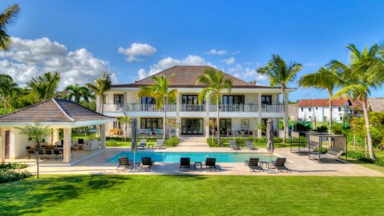Clara Punta Cana