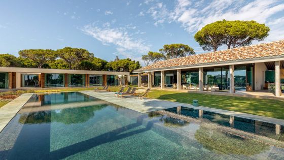 Sophistication in heart of Vale do Lobo and Quinta do Lago