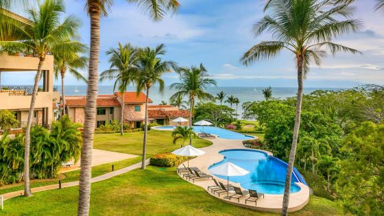 Hacienda De Mita Penthouse With Club Privileges